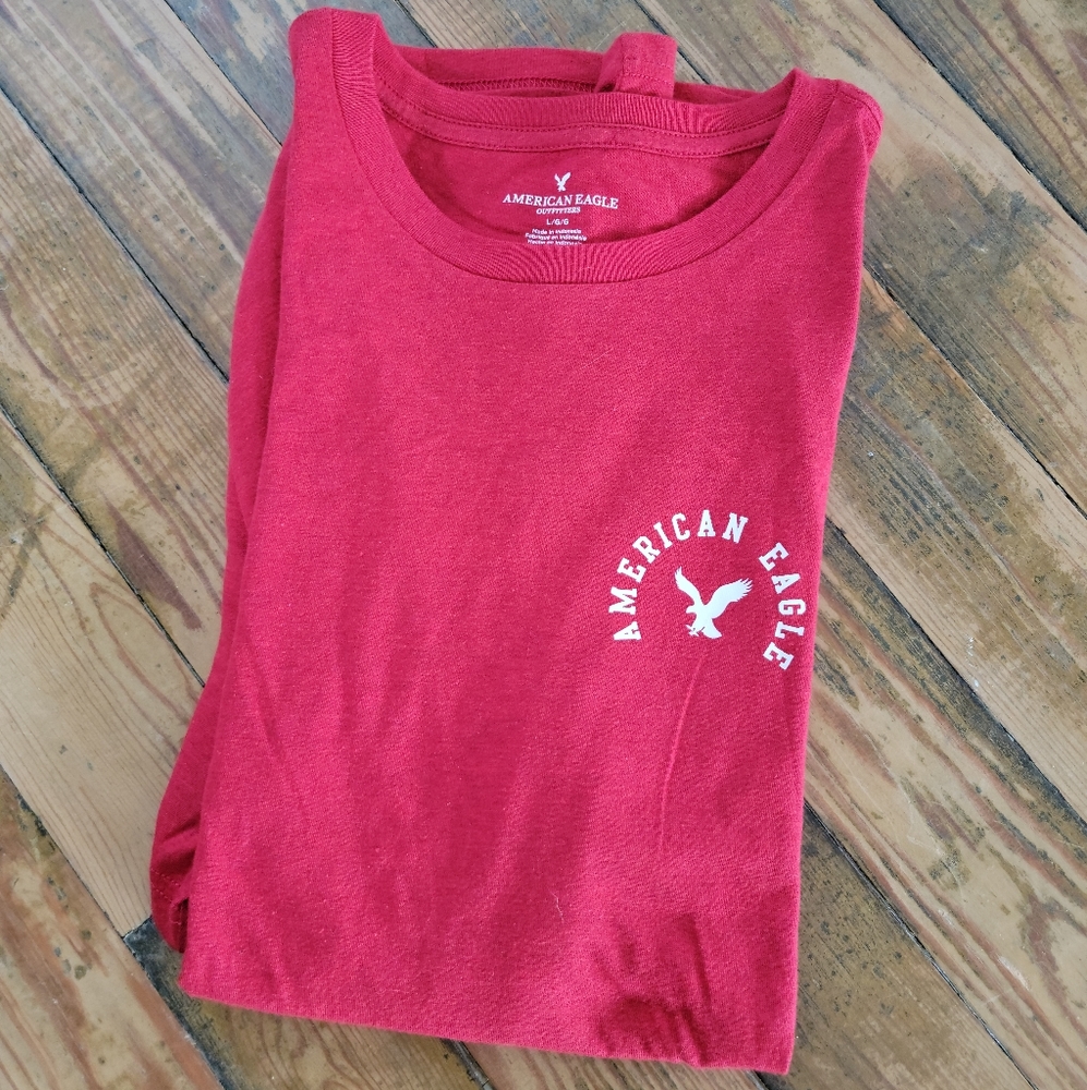 American Eagle Outfitters men's red tshirt